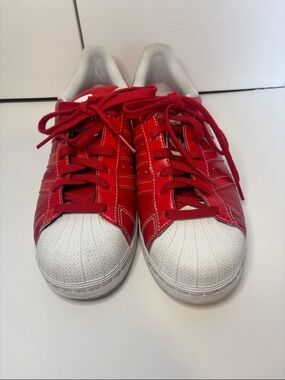 Adidas Superstar Red & White Shell Toe Sneakers – Men’s Size 8.5
